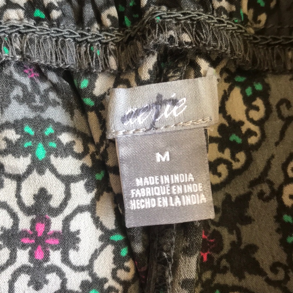 Patterned pants - Picture 3 of 3